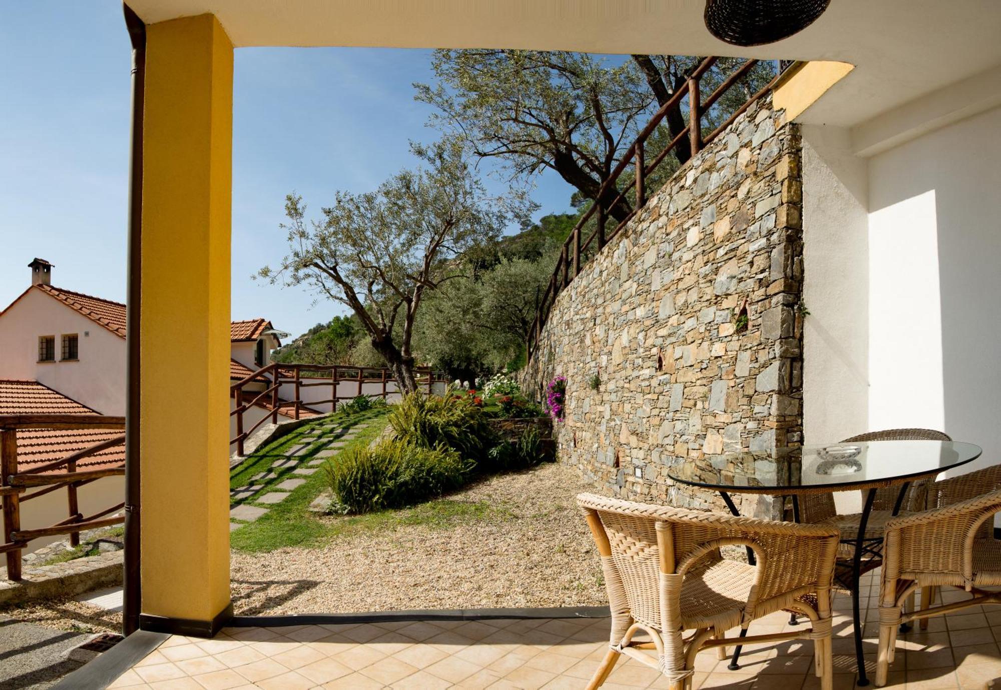 Agriturismo Palmero Алассио Экстерьер фото